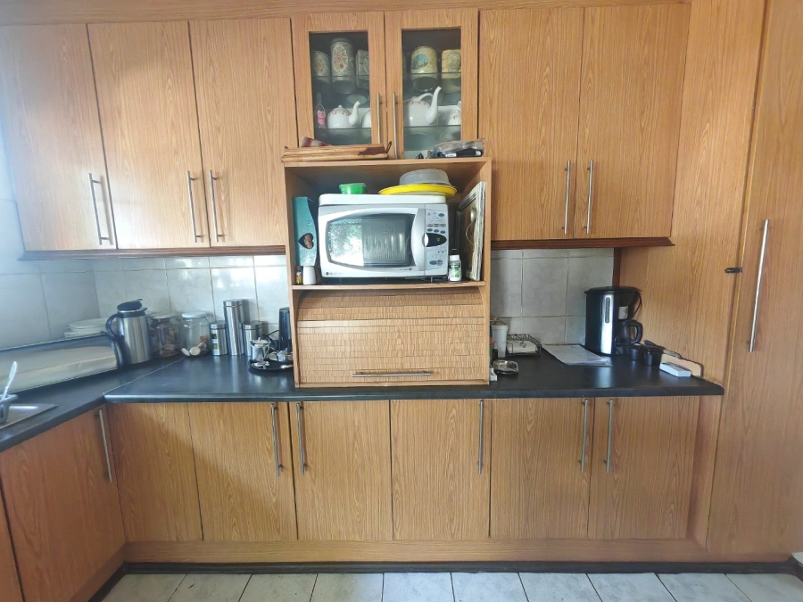8 Bedroom Property for Sale in Fleurdal Free State